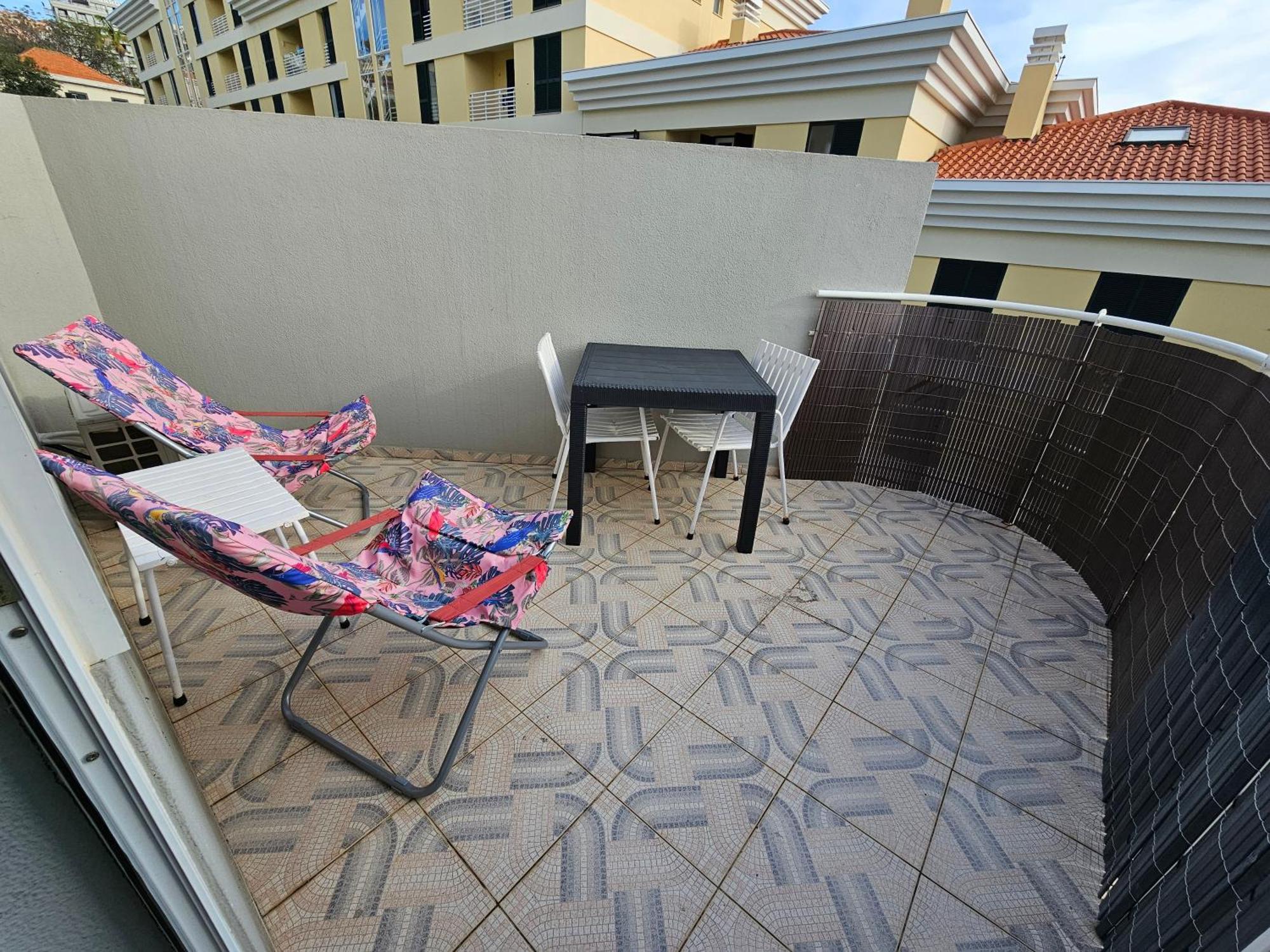 Apartamentos Navio Azul Funchal  Room photo